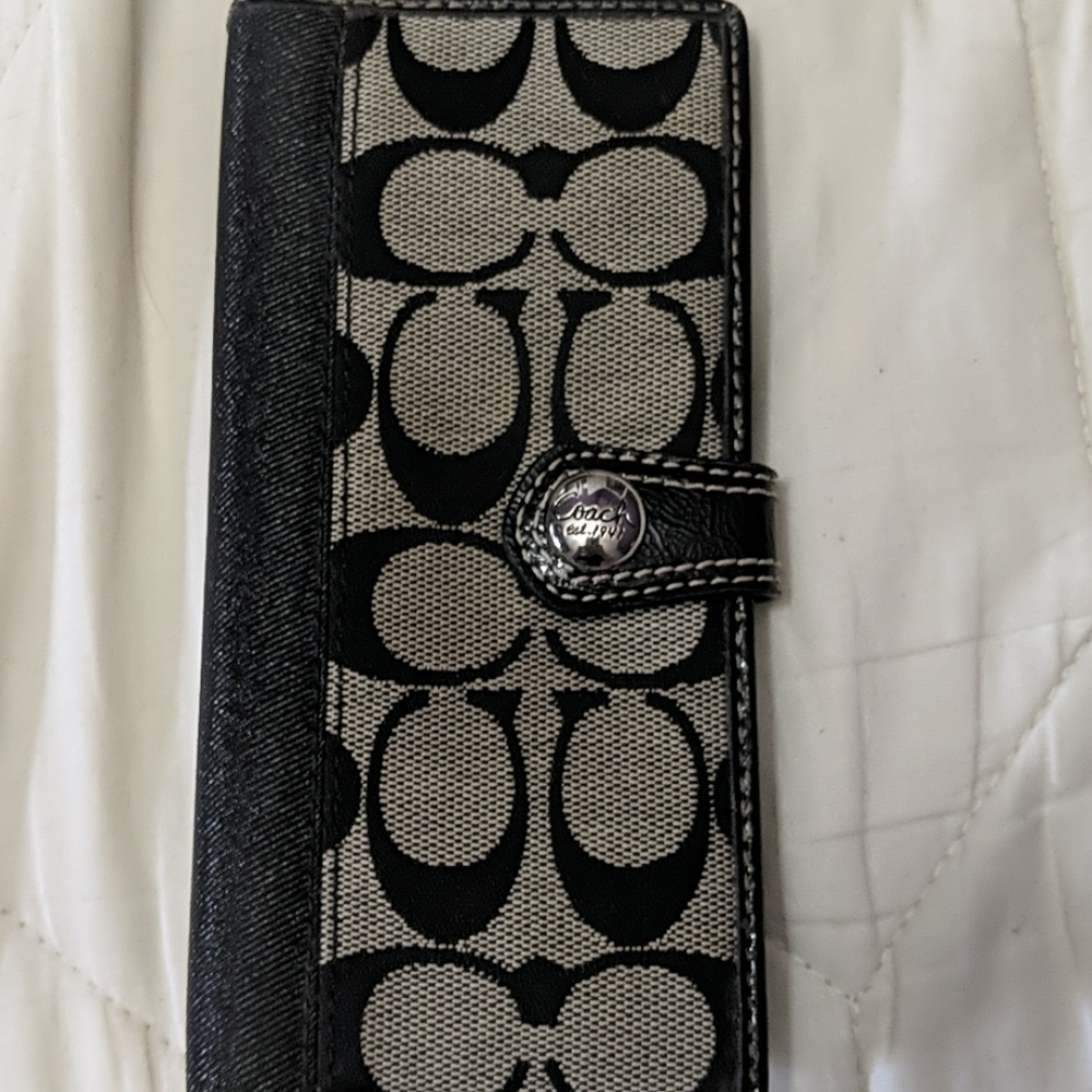 Coach wallet